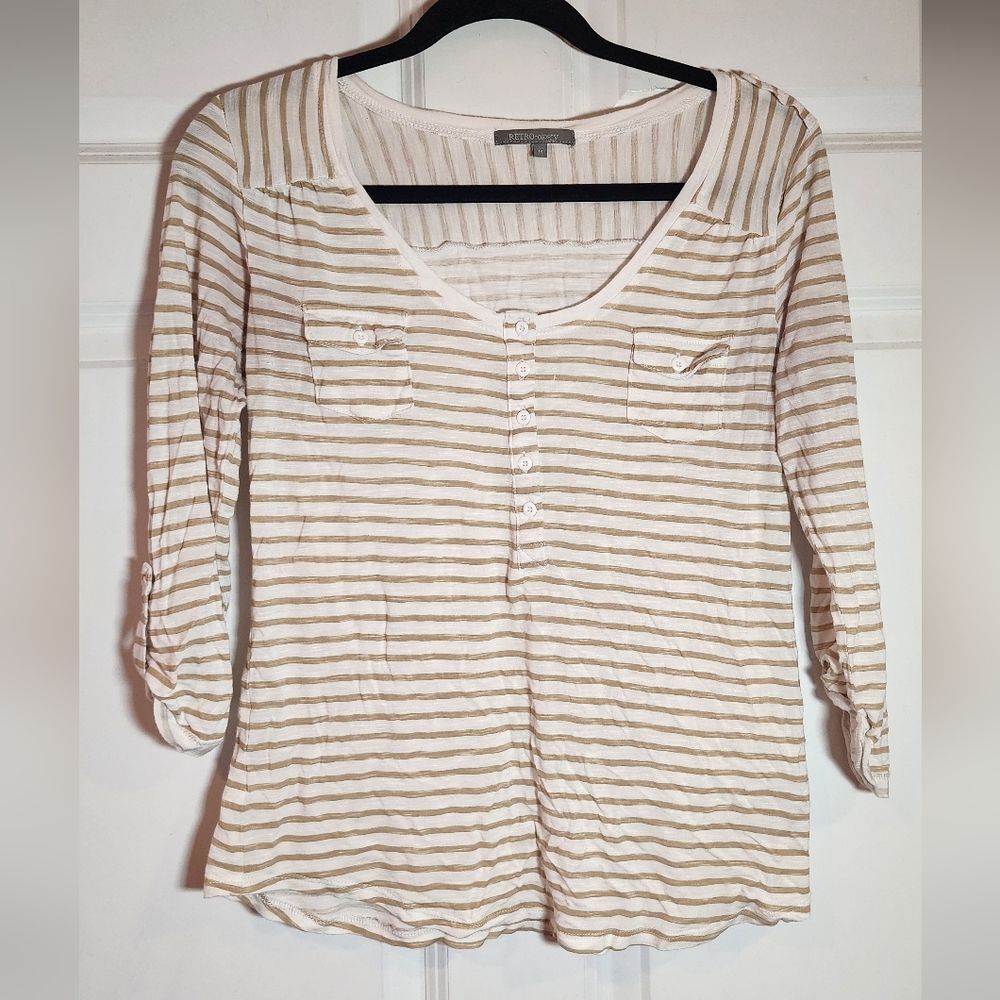 Retro-ology Striped Scoop Neck Button-Front Women's Top - Beige & White M